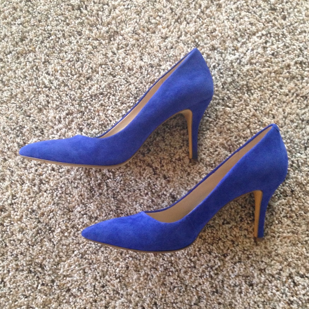 BCBG Generation Blue Leather Suede Heels